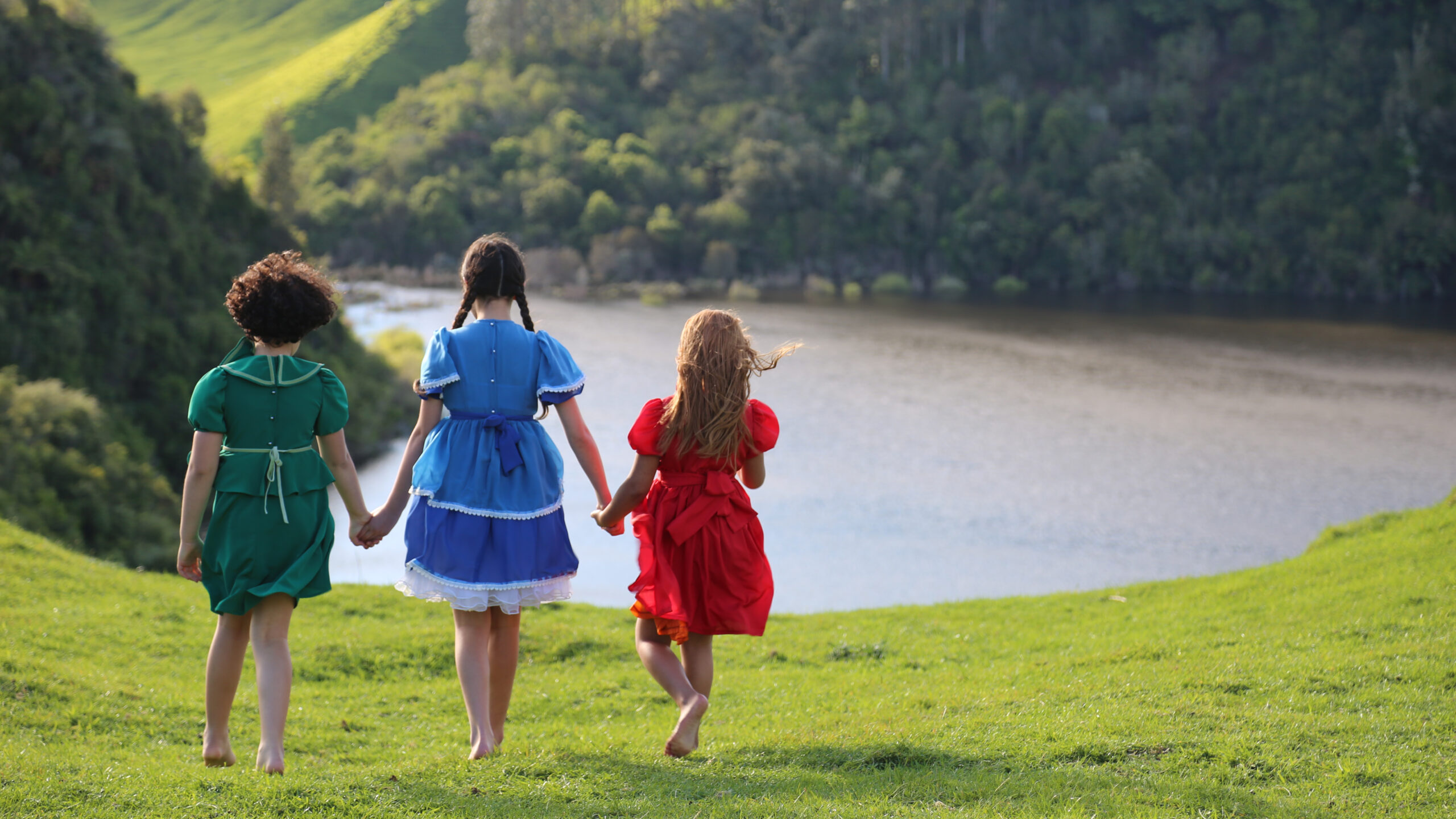 Young Mata, Young Makareta and Young Missy at Spectacle Hills, Rotorua (1)